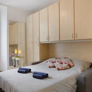 apt-comfort-ravizza-11.it-lombardy.com/